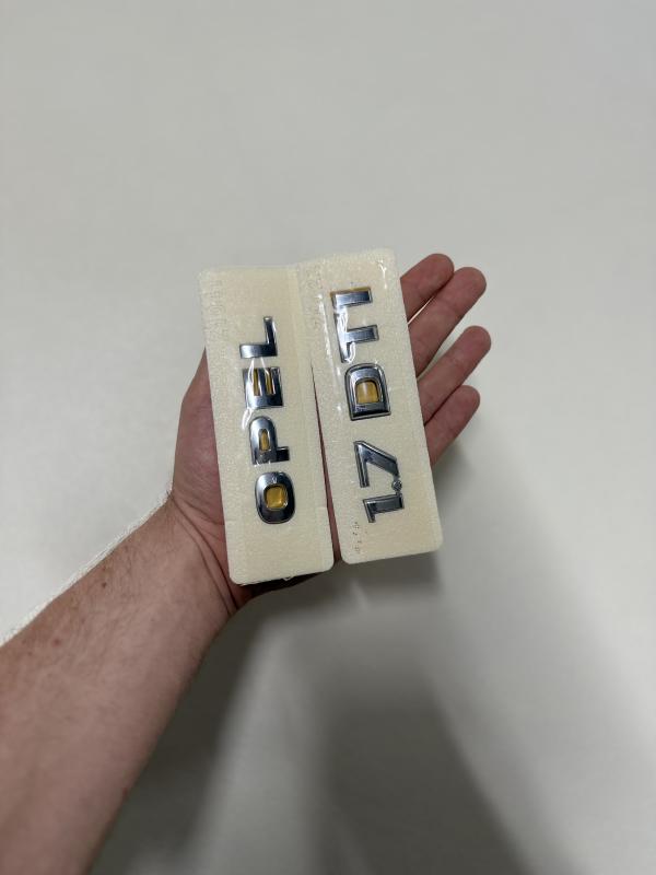 Opel ve 1.7 DTI Krom Bagaj Yazısı Seti 2’li Paket Logo Arma 3M 3D ABS