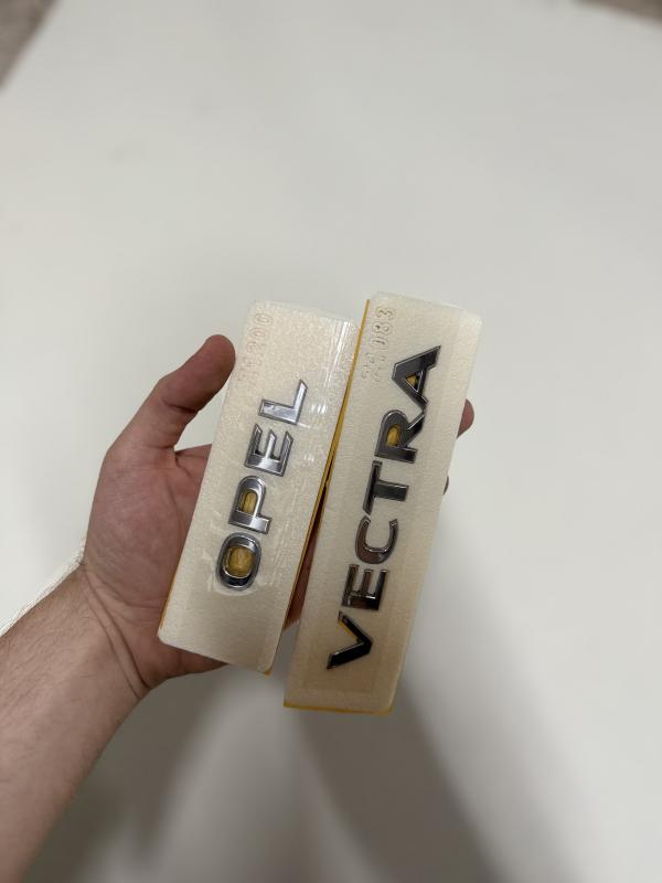 Opel ve Vectra Krom Bagaj Yazısı Seti 2’li 3M 3D ABS Logo Arma