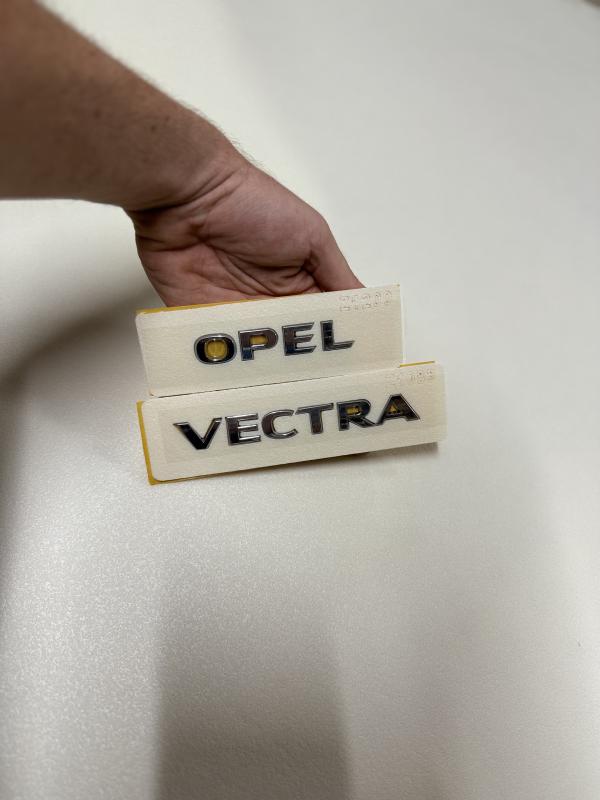 Opel ve Vectra Krom Bagaj Yazısı Seti 2’li 3M 3D ABS Logo Arma