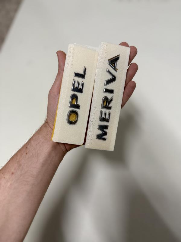 Opel ve Meriva Krom Bagaj Yazısı Seti 2’li Arma Logo 3M 3D ABS