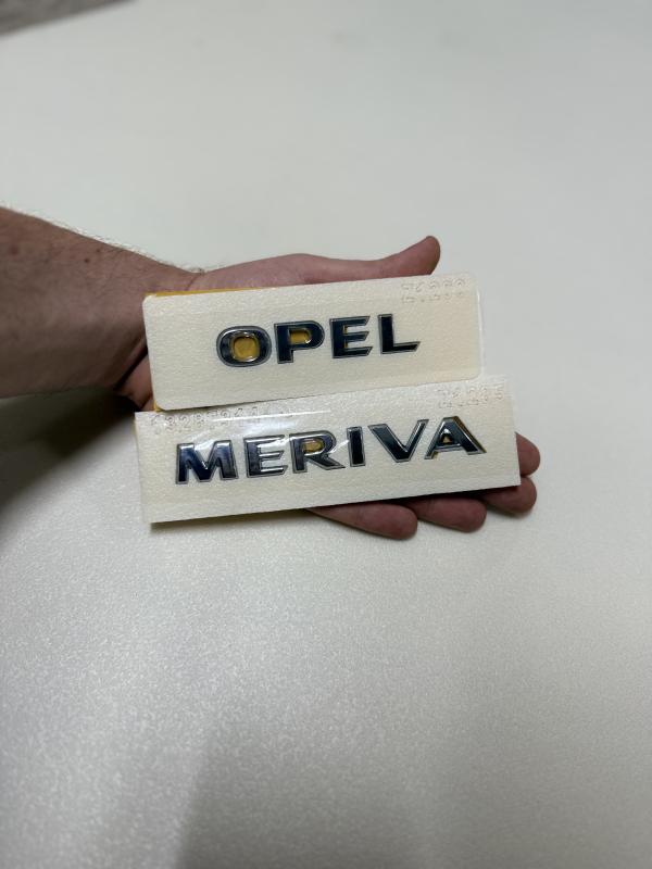 Opel ve Meriva Krom Bagaj Yazısı Seti 2’li Arma Logo 3M 3D ABS