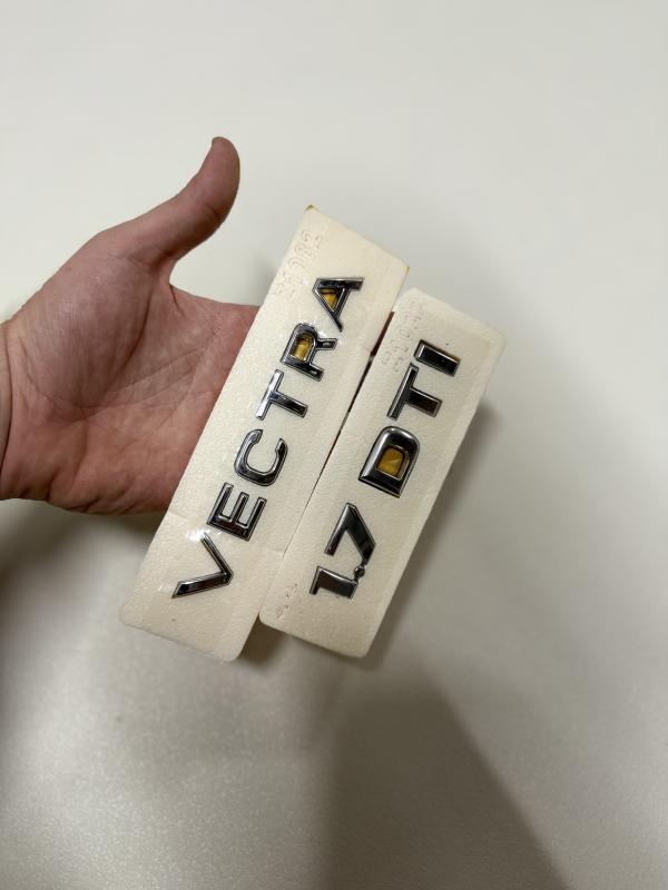 Vectra ve 1.7 DTI Krom Bagaj Yazısı Seti 2’li 3M 3D ABS Arma Logo