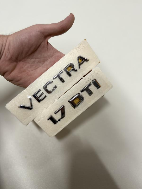 Vectra ve 1.7 DTI Krom Bagaj Yazısı Seti 2’li 3M 3D ABS Arma Logo
