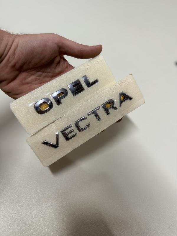 Opel ve Vectra Krom Bagaj Yazısı Seti 2’li 3M 3D ABS Arma Logo