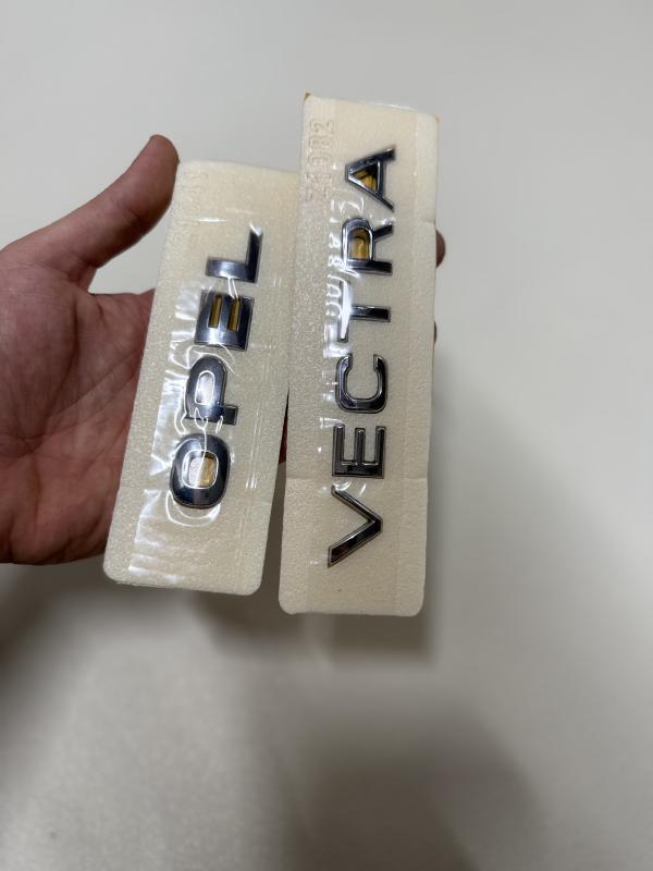 Opel ve Vectra Krom Bagaj Yazısı Seti 2’li 3M 3D ABS Arma Logo