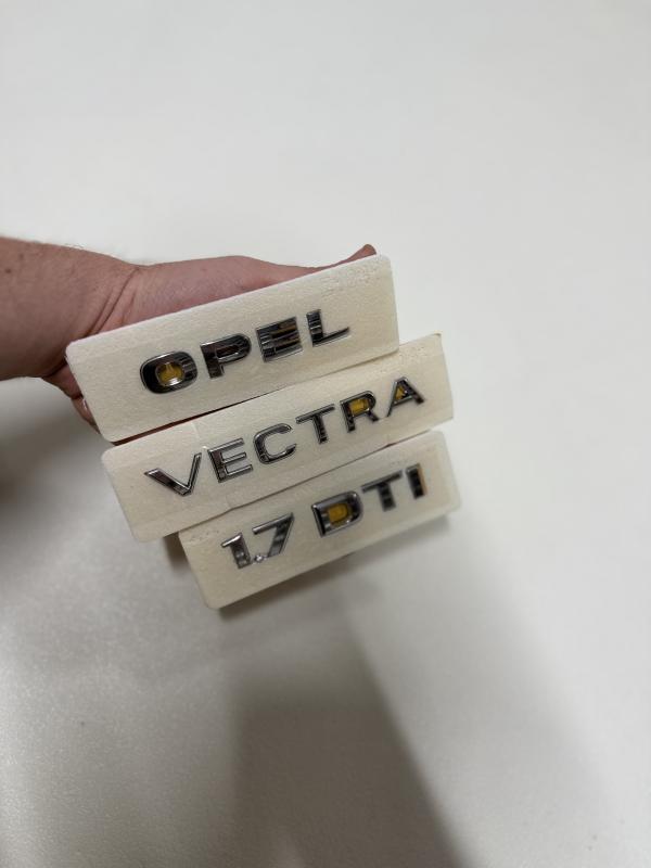 Opel-Vectra ve 1.7 DTI Krom Bagaj Yazısı Seti 3’lü 3M 3D ABS Arma Logo