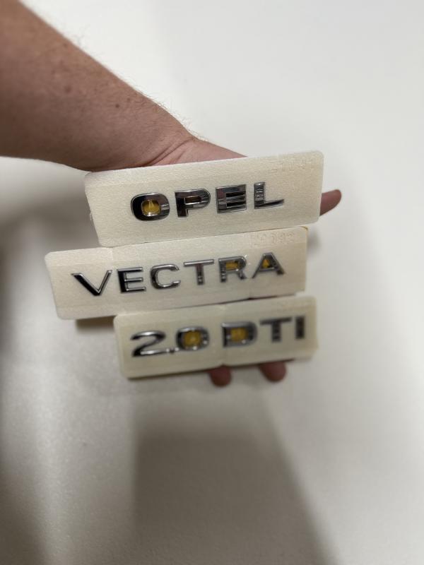 Opel-Vectra ve 2.0 DTI Krom Bagaj Yazısı Seti 3’lü 3M 3D ABS Arma Logo