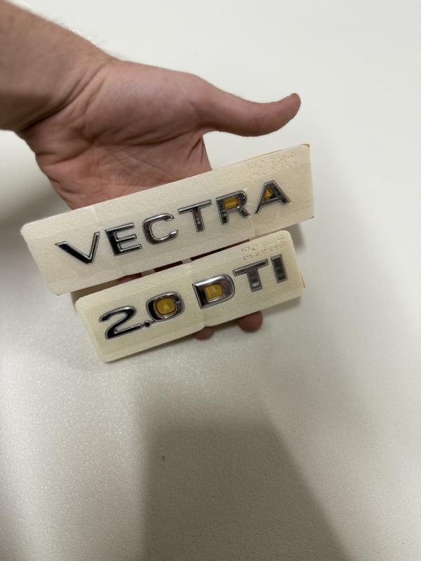Vectra ve 2.0 DTI Krom Bagaj Yazısı Seti 3’lü 3M 3D ABS Arma Logo