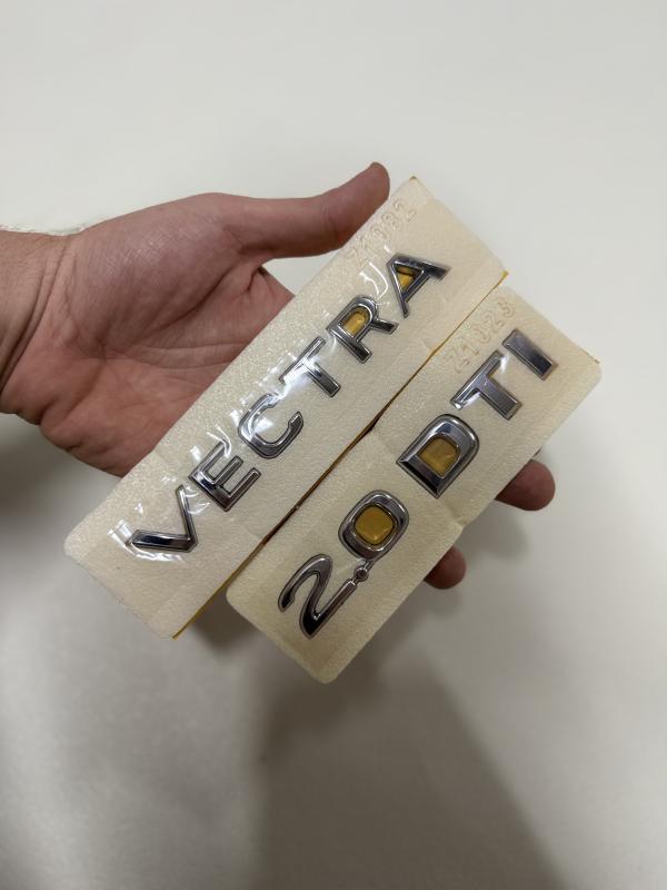 Vectra ve 2.0 DTI Krom Bagaj Yazısı Seti 3’lü 3M 3D ABS Arma Logo