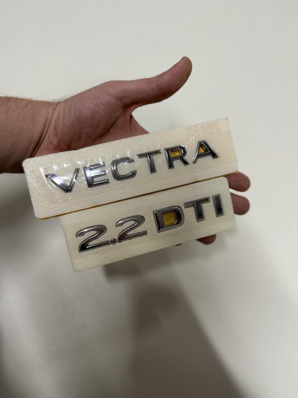 Vectra ve 2.2 DTI Krom Bagaj Yazısı Seti 3’lü 3M 3D ABS Arma Logo