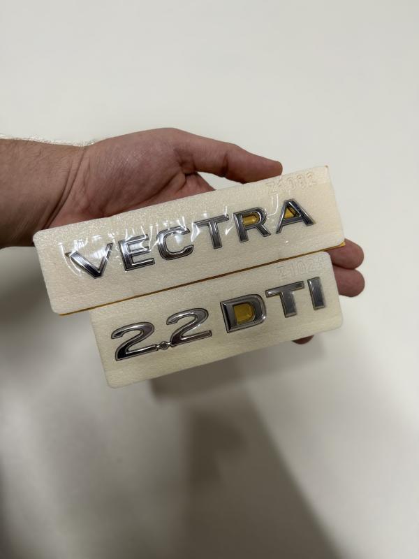 Vectra ve 2.2 DTI Krom Bagaj Yazısı Seti 3’lü 3M 3D ABS Arma Logo
