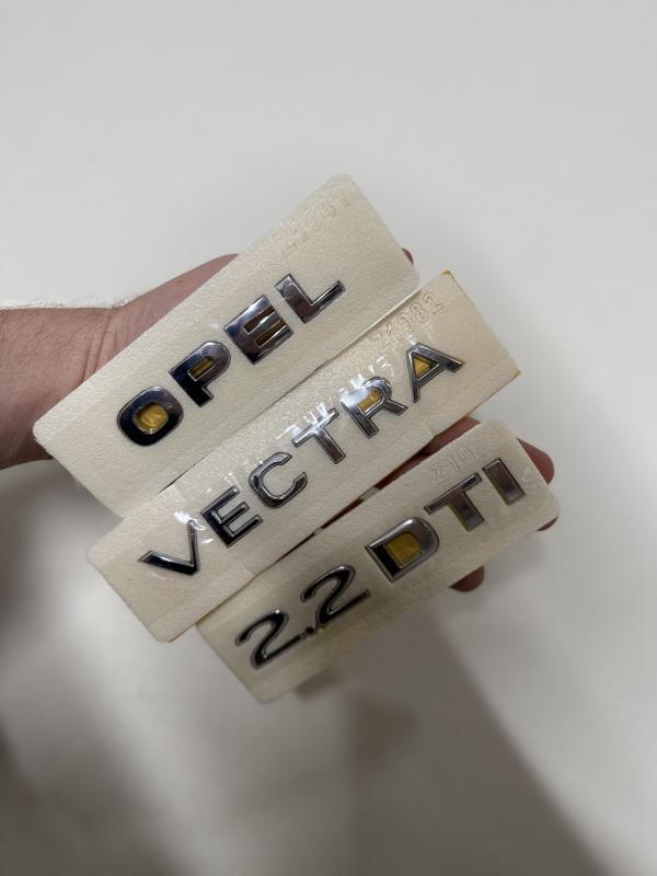 Opel-Vectra ve 2.2 DTI Krom Bagaj Yazısı Seti 3’lü 3M 3D ABS Arma Logo