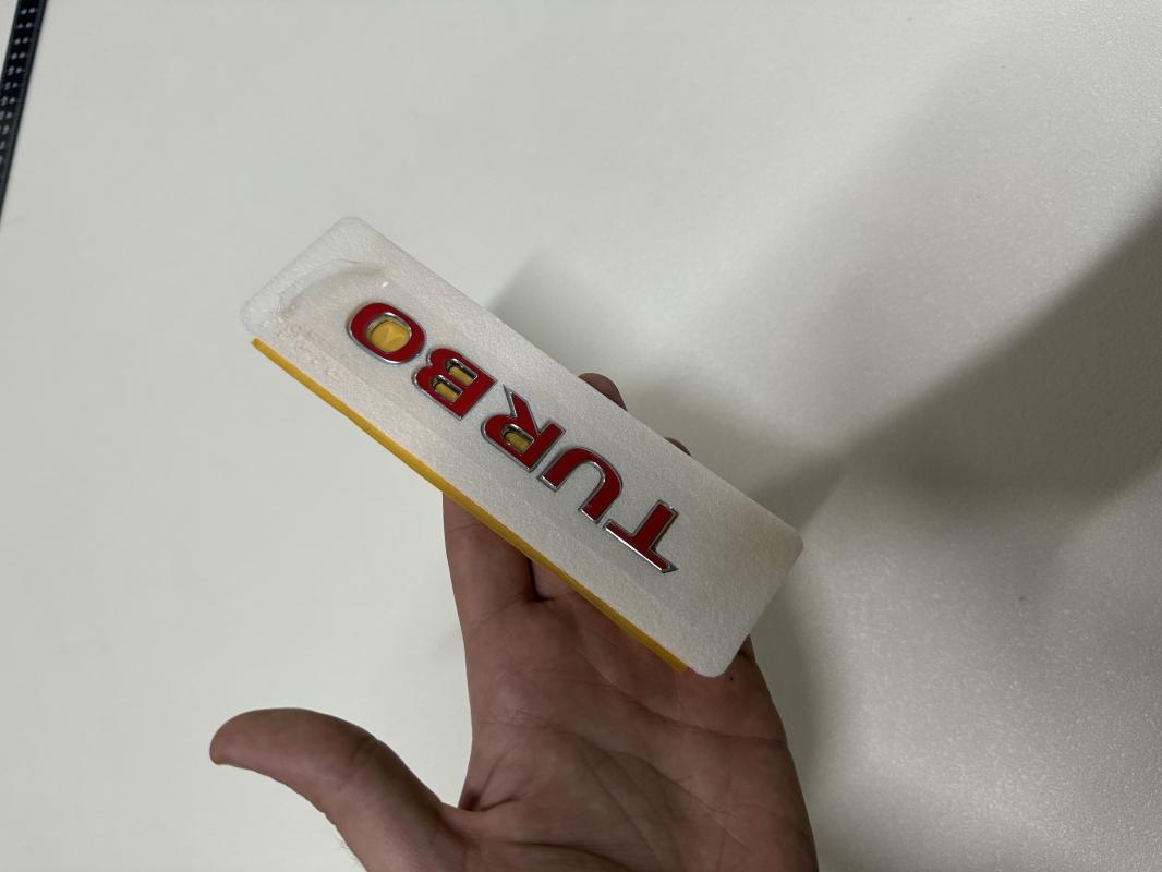 Opel Astra,Corsa,Insignia,Mokka,Zafira Turbo Kırmızı-Krom Bagaj Yazısı 3M 3D ABS Logo Arma