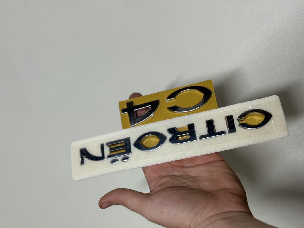 Citroen ve C4 Krom Bagaj Yazısı Seti 2’li 3M 3D ABS