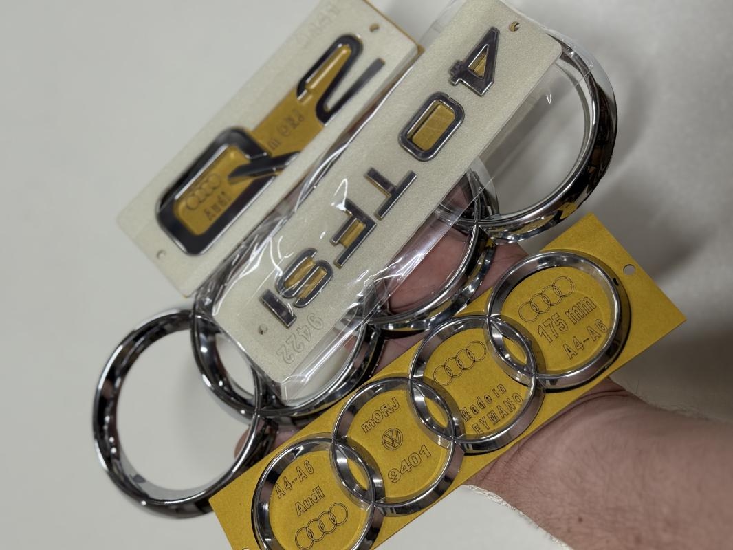 Q2-40 TFSI Krom Bagaj Yazısı ve Audi Krom Panjur ve Bagaj Arması Seti 3’lü 3M 3D ABS