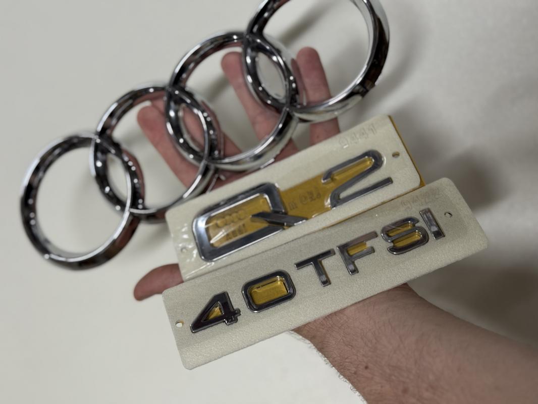 Q2-40 TFSI Krom Bagaj Yazısı ve Audi Krom Panjur Arması Seti 3’lü 3M 3D ABS