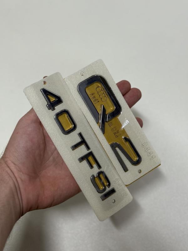 Q2 ve 40 TFSI Krom Bagaj Yazısı Seti 2’li 3M 3D ABS Arma Logo