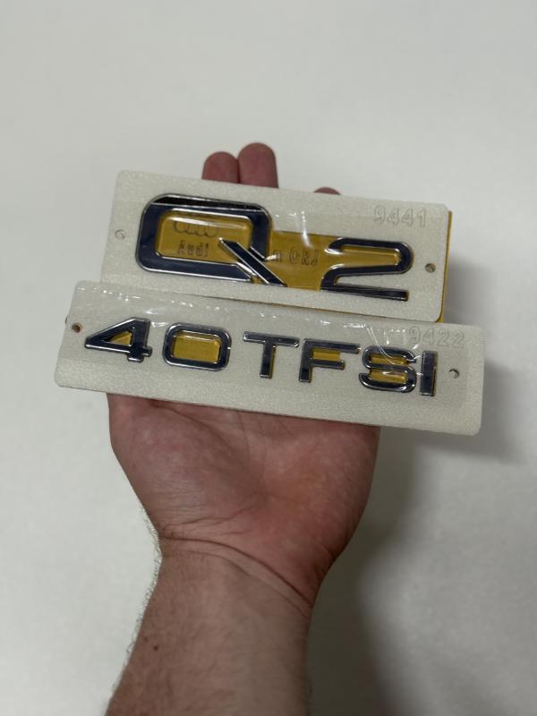Q2 ve 40 TFSI Krom Bagaj Yazısı Seti 2’li 3M 3D ABS Arma Logo