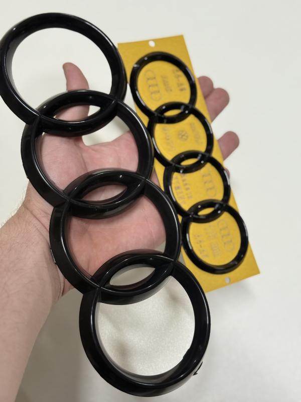 Audi Piano Black Panjur ve Bagaj Arması (275mm-175mm)