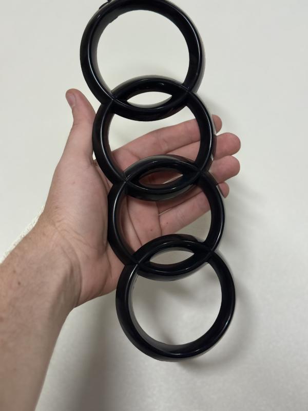 Audi Uyumlu Piano Black Panjur Arması (275mm) Arma Logo