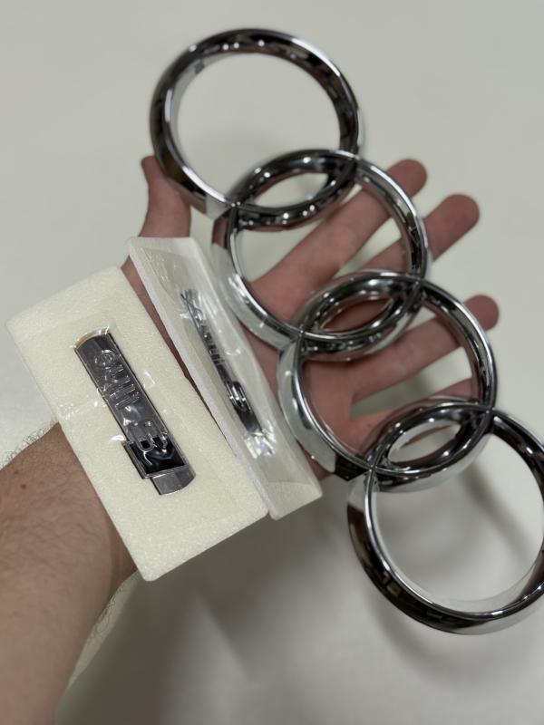 S Line Çamurluk Arması Seti Krom-Piano Black ve Audi Krom Panjur Arması 3’lü 3M 3D ABS