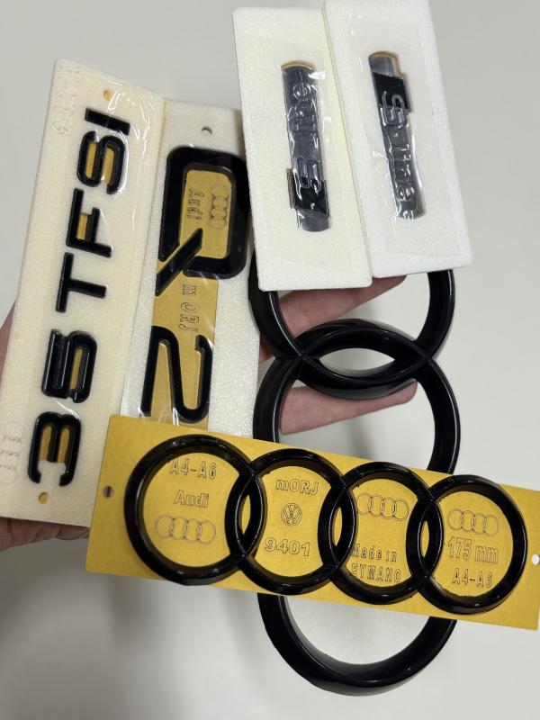 Q2-35 TFSI Piano Black Bagaj Yazısı-AudiPanjur-Bagaj Arması-SLineKrom-Piano Black Çamurluk Arma Set