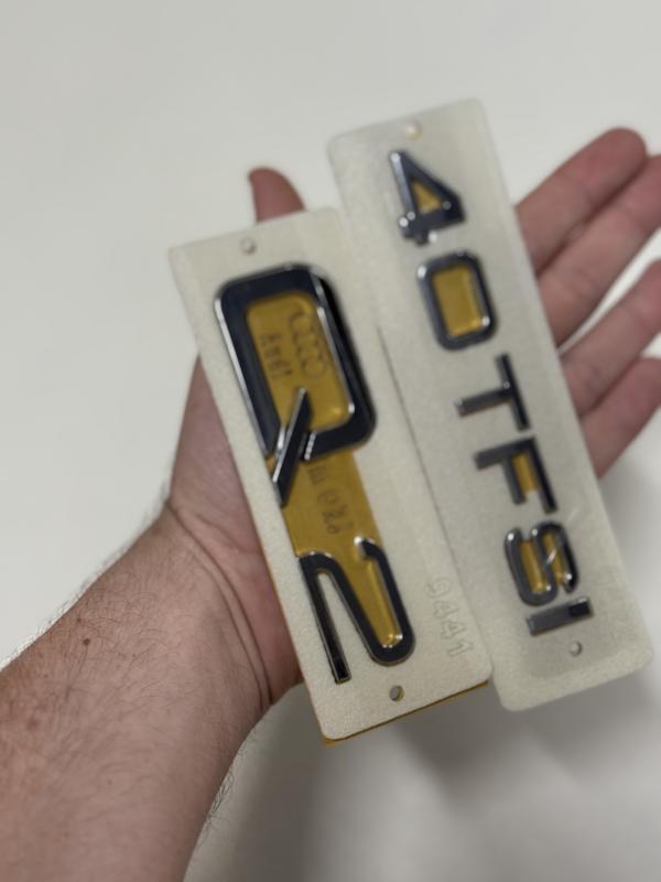 Q2 ve 40 TFSI Krom Bagaj Yazısı Seti 3M 3D ABS Logo Arma