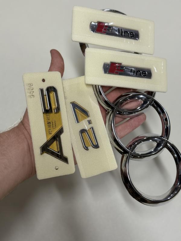 A5 ve 2.7 Krom Bagaj Yazı ve Krom Kırmızı Çamurluk Arma ve Panjur Arma Seti 3’lü Paket Logosu Arması