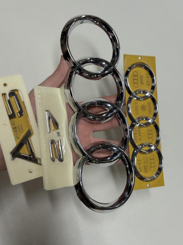 A5 ve 2.7 Krom Bagaj Yazısı ve Panjur ve Bagaj Arması Seti 4’lü Paket Logosu Arması 3M 3D ABS