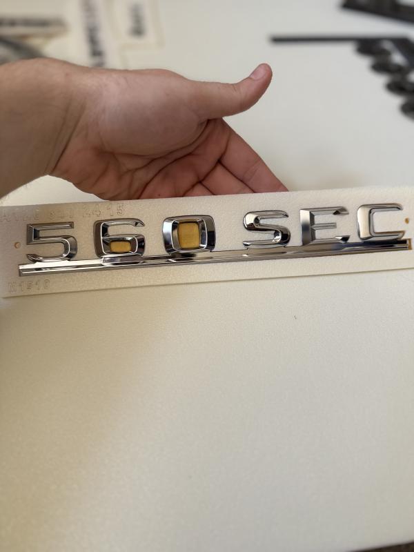 560 SEC Krom Bagaj Yazısı 3M 3D ABS Logo Arma