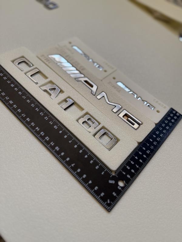 CLA 180 ve AMG Krom Bagaj ve Çamurluk Yazısı Seti 4’lü 3M 3D ABS 3M 3D ABS Logo Arma