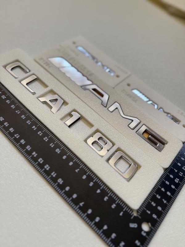 CLA 180 ve AMG Krom Bagaj ve Çamurluk Yazısı Seti 4’lü 3M 3D ABS 3M 3D ABS Logo Arma
