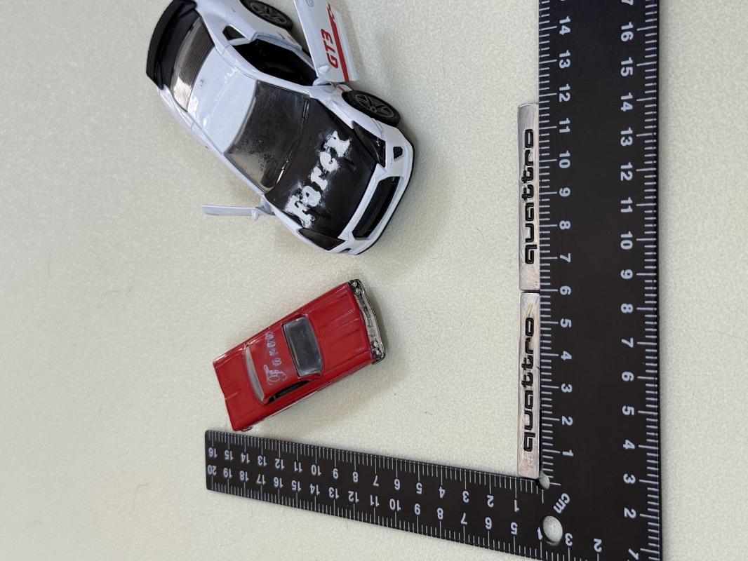 Quattro Çamurluk Arması Seti 2’li 3M 3D ABS