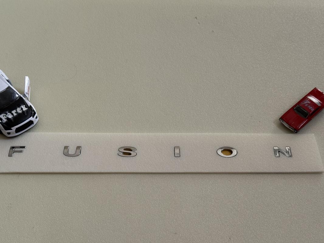 Fusion Yeni Nesil Boşluklu Krom Bagaj Yazısı 3M 3D ABS