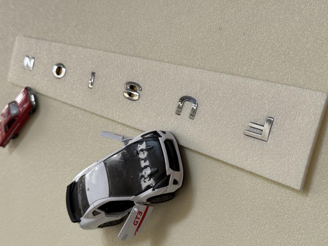 Fusion Yeni Nesil Boşluklu Krom Bagaj Yazısı 3M 3D ABS