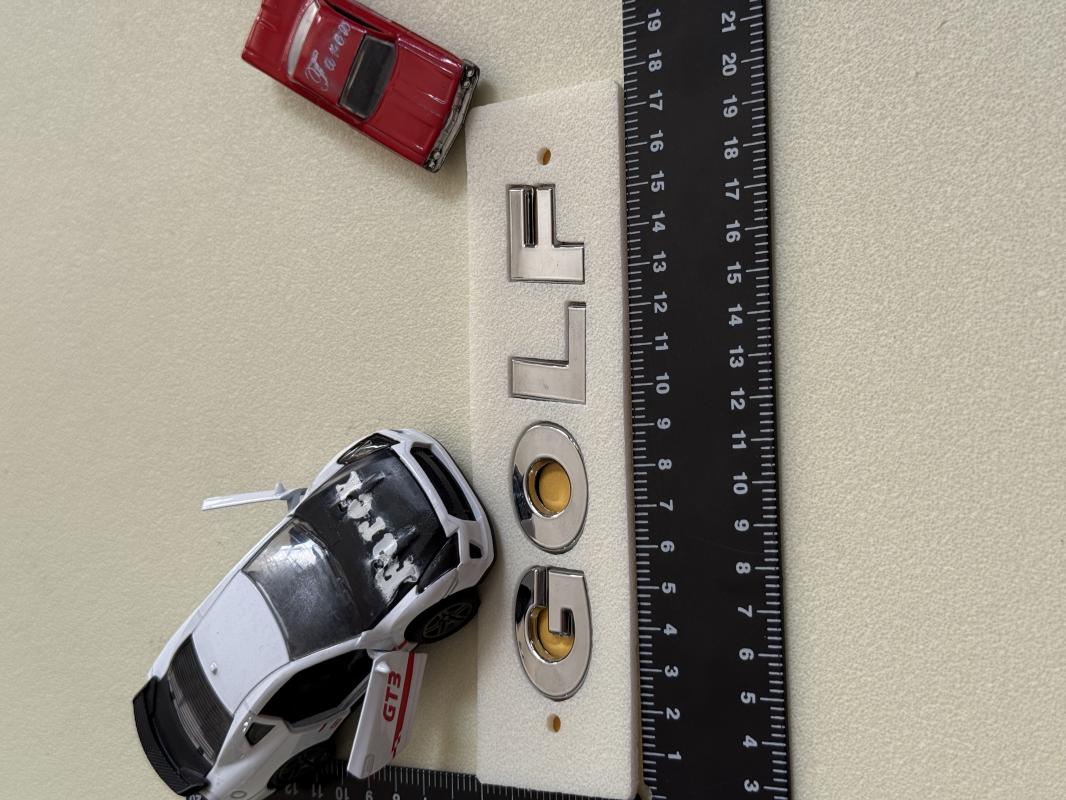 Golf Krom İtalik (Yassı) Model Bagaj Yazısı 3M 3D ABS