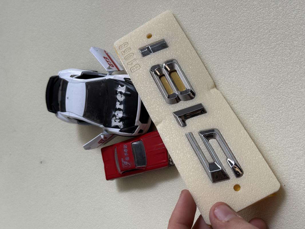 518i Krom Bagaj Yazısı 3M 3D ABS