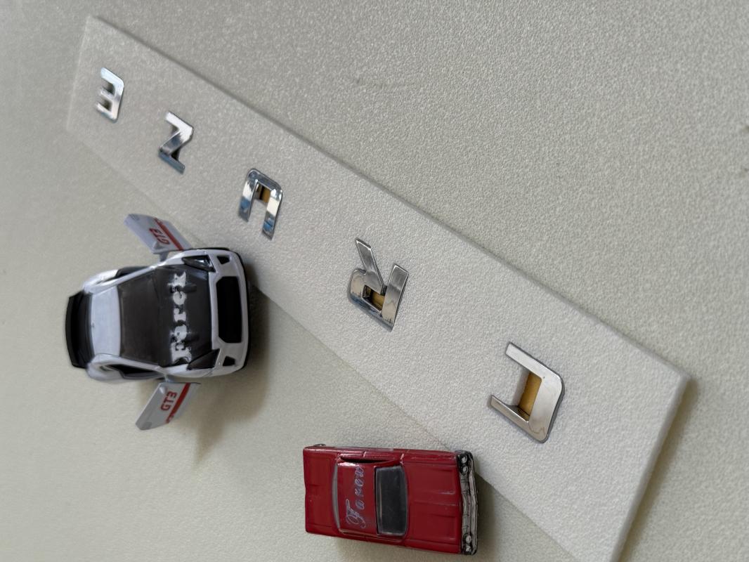 Cruze Boşluklu Bagaj Yazısı 3M 3D ABS