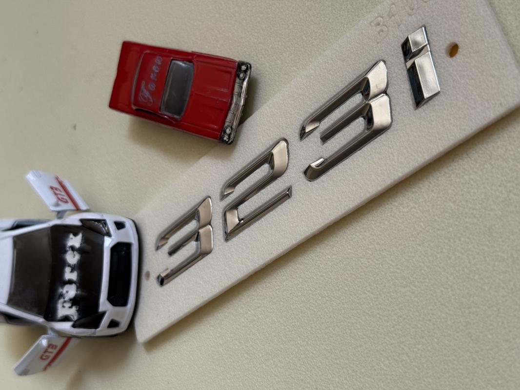 323i Krom Bagaj Yazısı 3M 3D ABS