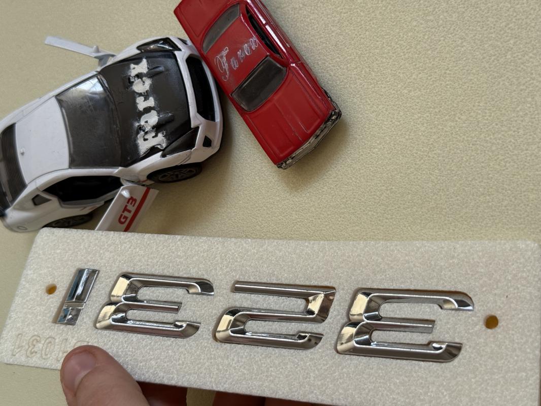 323i Krom Bagaj Yazısı 3M 3D ABS