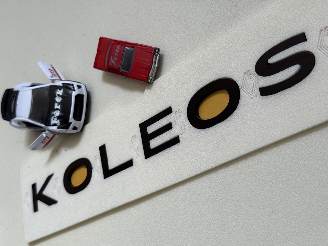 Koleos Piano Black Bagaj Yazısı 3M 3D ABS