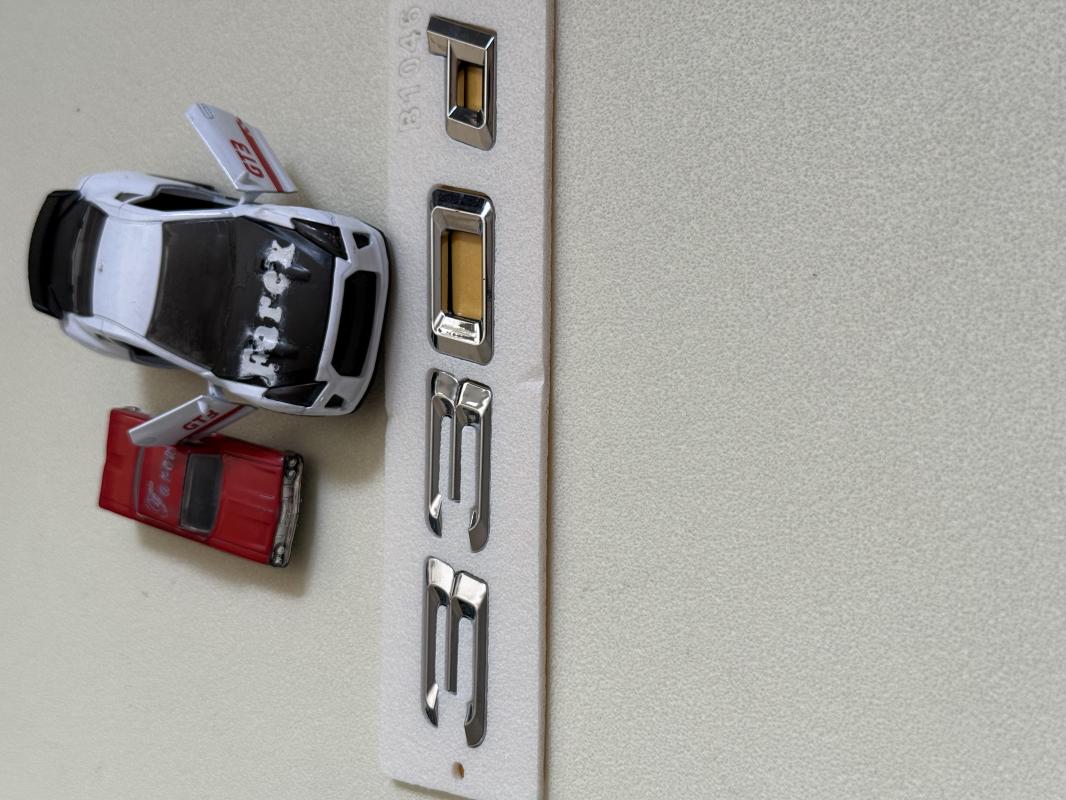 330d Krom Bagaj Yazısı 3M 3D ABS