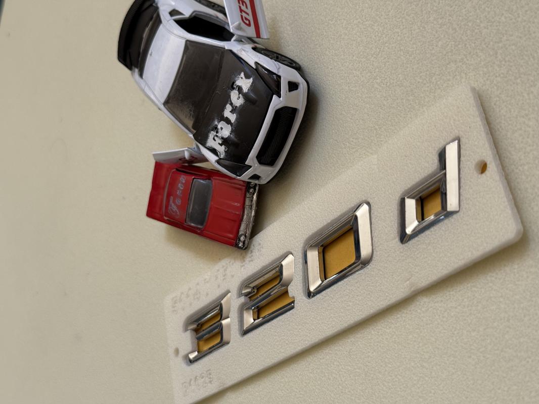 320d Krom Bagaj Yazısı 3M 3D ABS