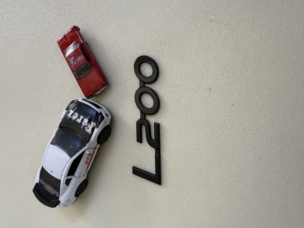 L200 Piano Black Bagaj Yazısı 3M 3D ABS