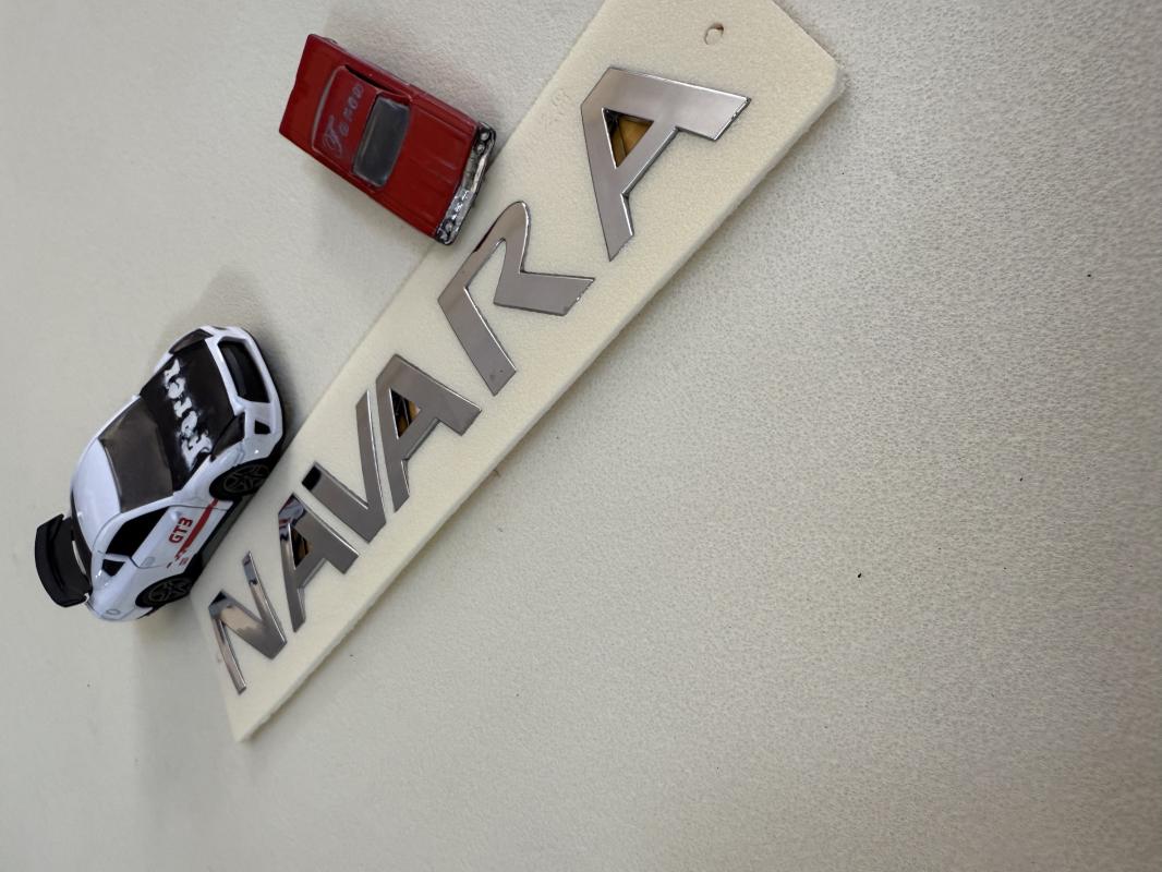 Navara Krom Bagaj Yazısı 3M 3D ABS