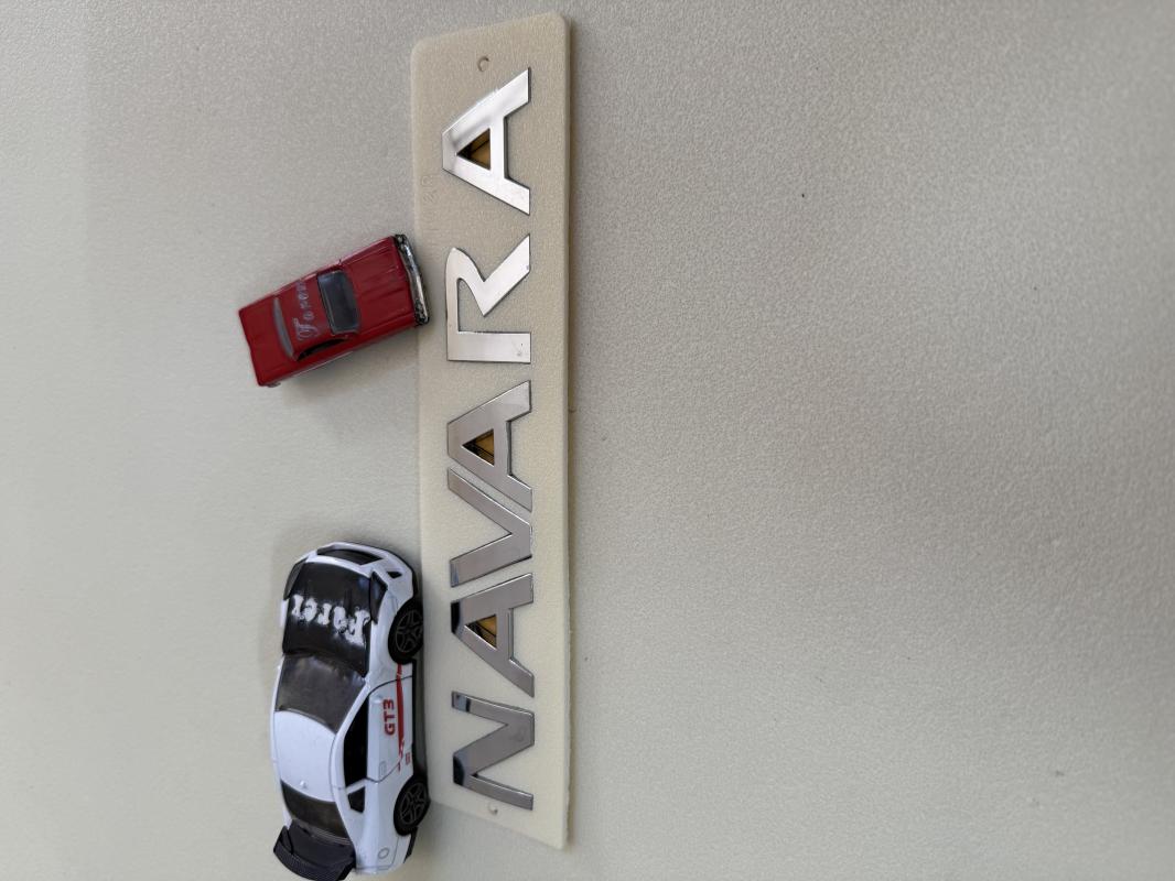Navara Krom Bagaj Yazısı 3M 3D ABS