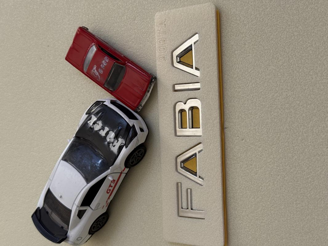 Fabia Krom Bagaj Yazısı 3M 3D ABS