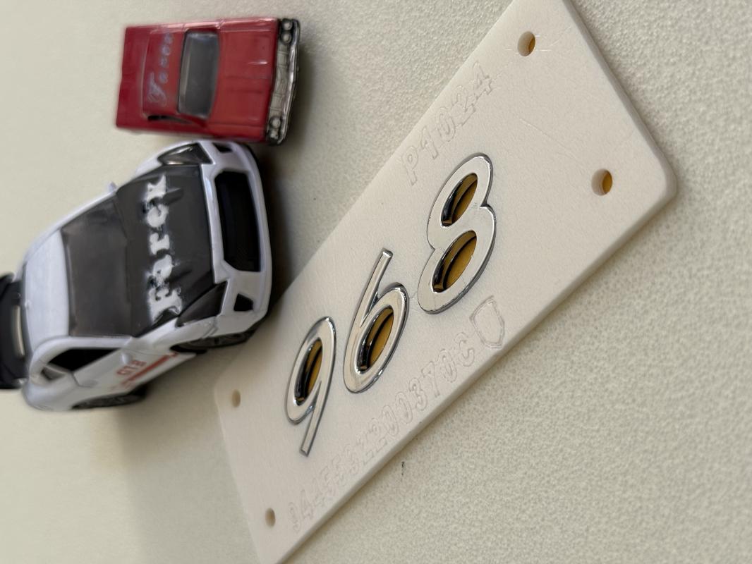 968 ( Porsche ) Krom Bagaj Yazısı 3M 3D ABS