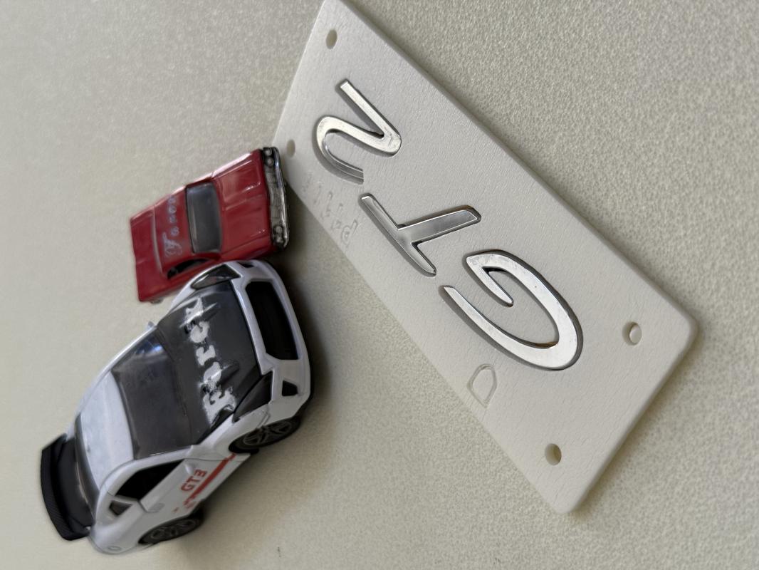 GT 2 ( Porsche ) Krom Bagaj Yazısı 3M 3D ABS