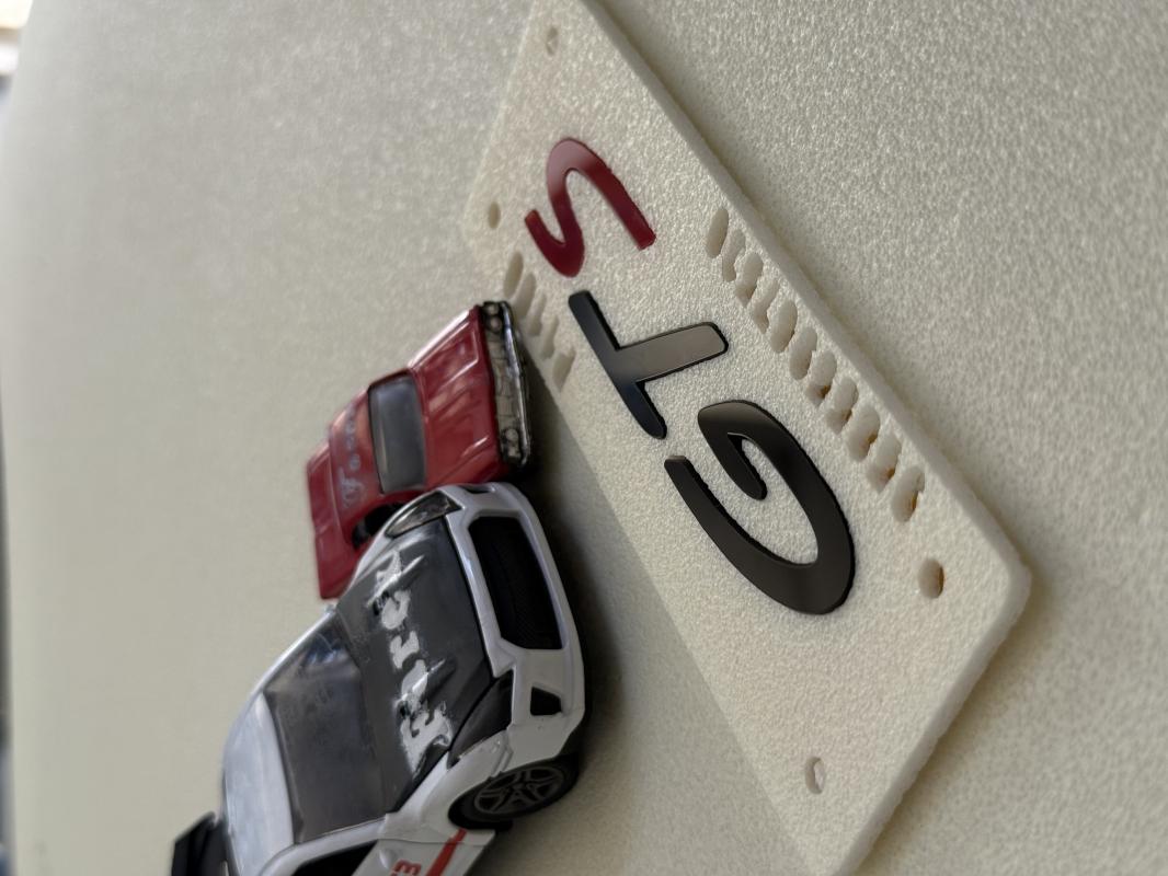 GTS ( Porsche ) Piano Black Bagaj Yazısı 3M 3D ABS